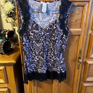 Vol.1 Lace Trim Paisley Women Top